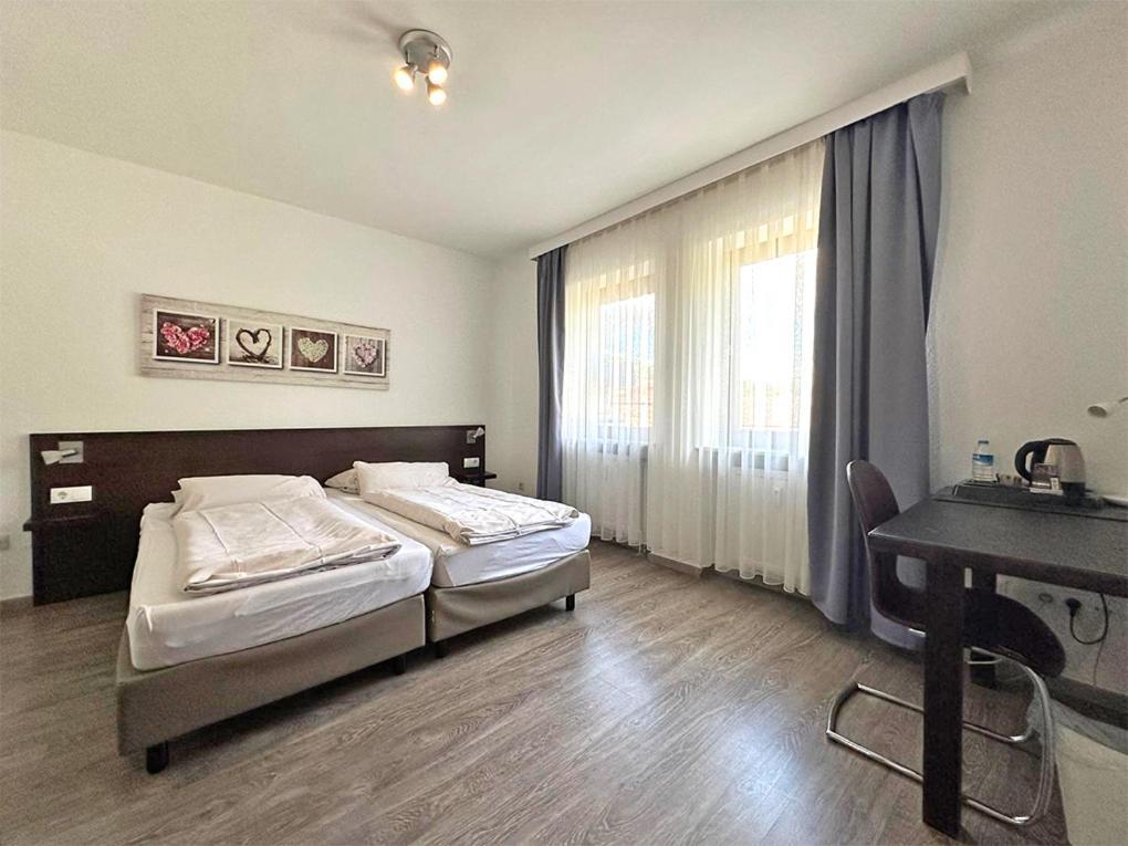 אוייטן Hotel Rennekamp מראה חיצוני תמונה